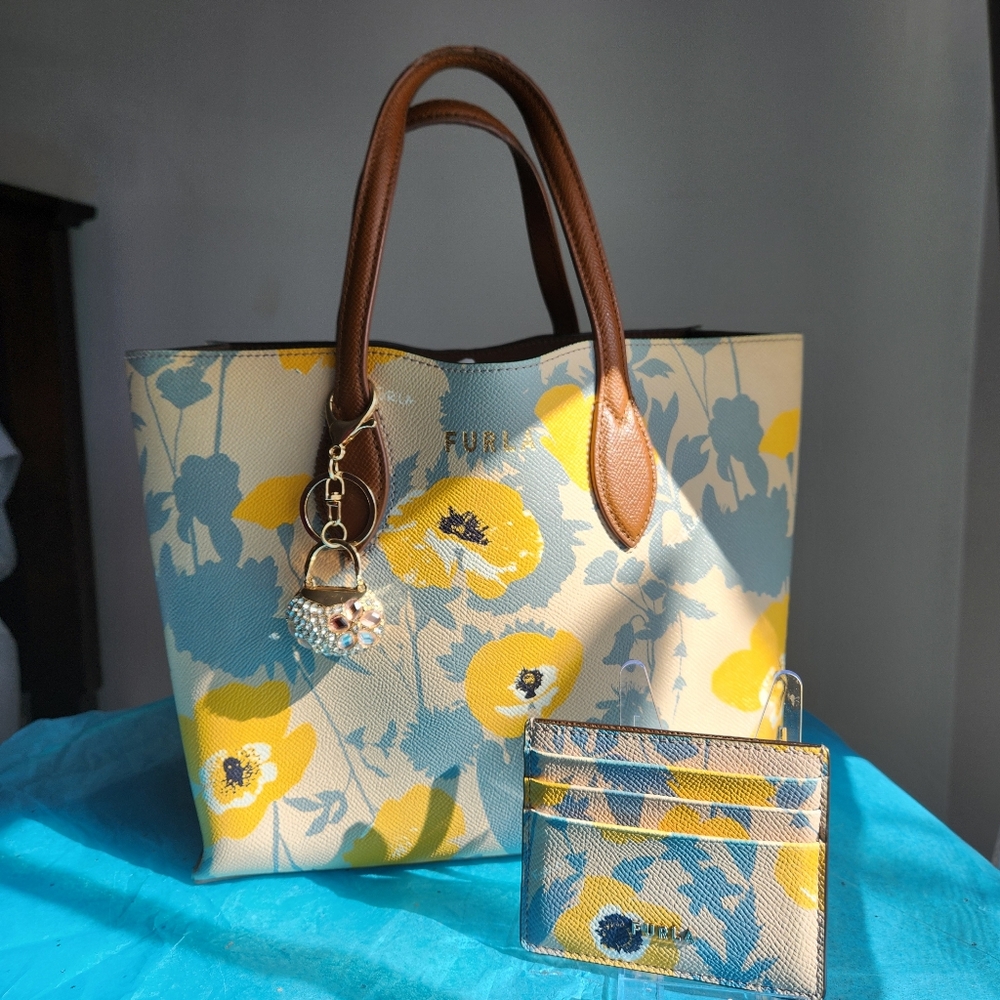 Furla Floral Yellow and Gray Print Leather Tote and card holder 3pc set - Picture 11 of 11